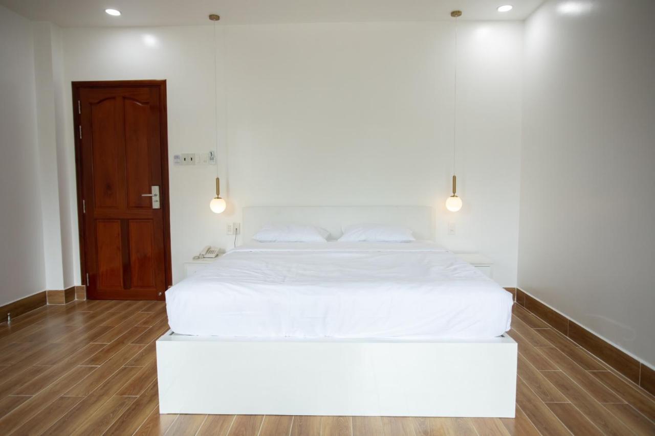 Aoc Hotel Cao Lãnh Zewnętrze zdjęcie