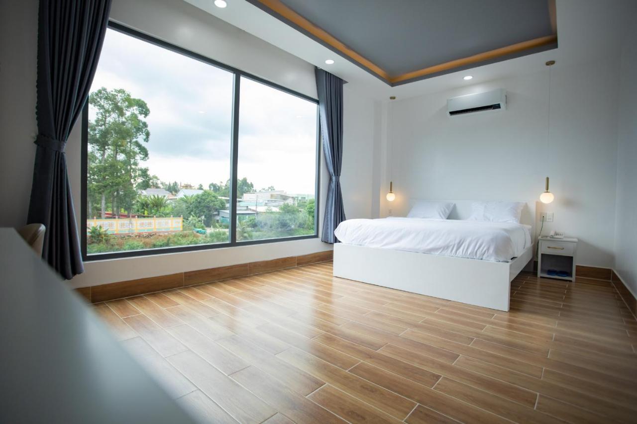 Aoc Hotel Cao Lãnh Zewnętrze zdjęcie