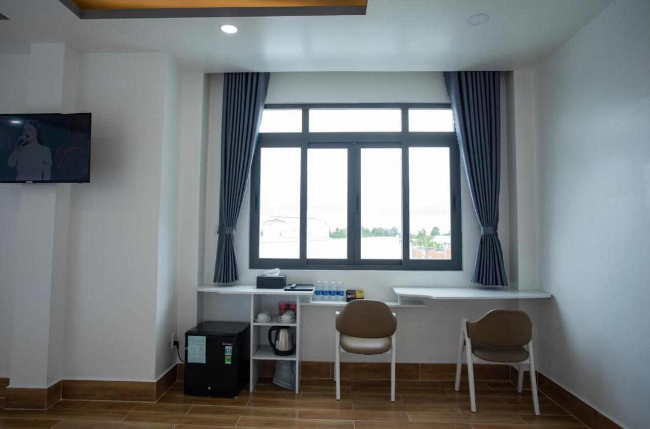Aoc Hotel Cao Lãnh Zewnętrze zdjęcie