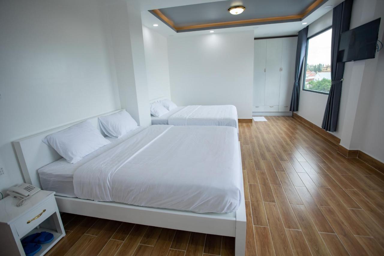 Aoc Hotel Cao Lãnh Zewnętrze zdjęcie